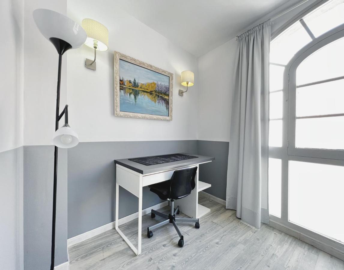 Stay U-Nique Apartments Grandegracia Barcelona Bagian luar foto