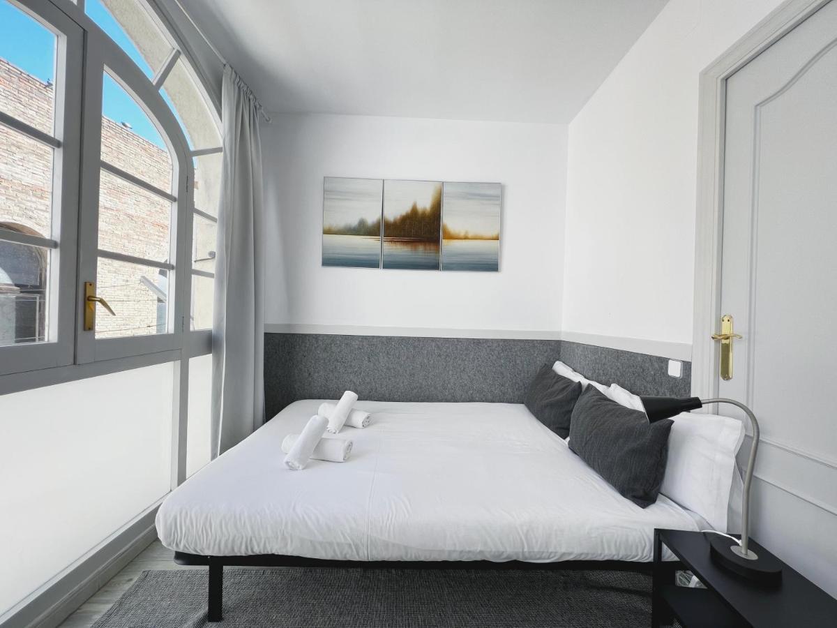 Stay U-Nique Apartments Grandegracia Barcelona Bagian luar foto