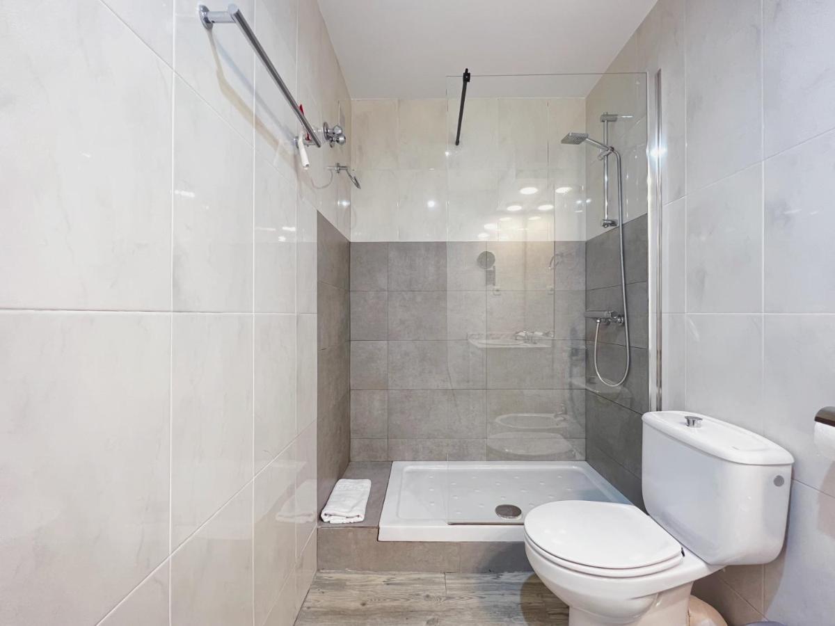 Stay U-Nique Apartments Grandegracia Barcelona Bagian luar foto